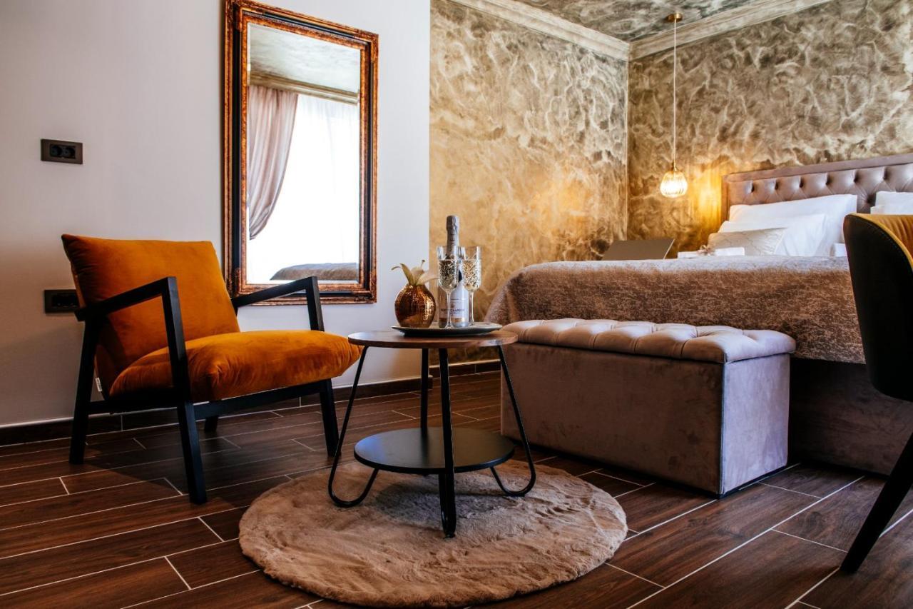 Luxury Rooms Vindemiae Zadar Bagian luar foto