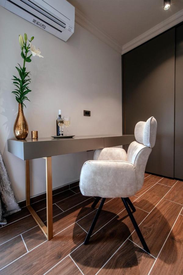 Luxury Rooms Vindemiae Zadar Bagian luar foto